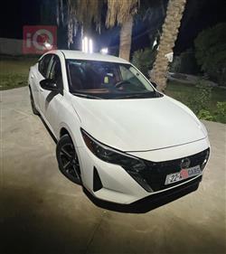 نیسان سێنترا